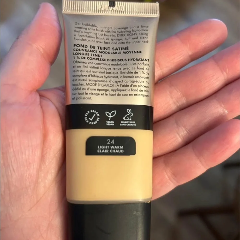 e.l.f. Soft Glam Satin Foundation